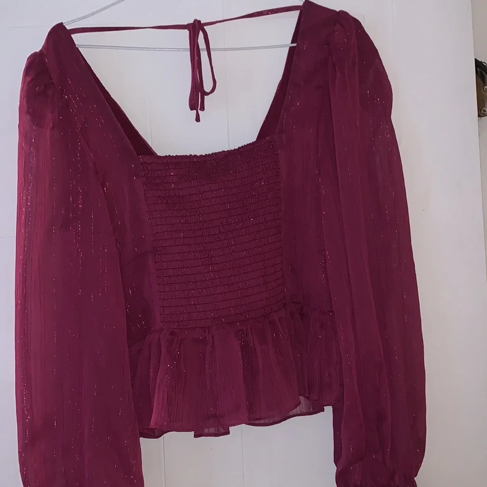 Wayf | Glitter Long Sleeve V Neck Blouse Size Large - Picture 6 of 7